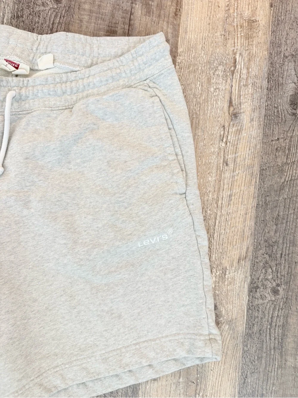 Levi’s Sweat Shorts Men’s L Gray Fleece Drawstring Lounge Casual